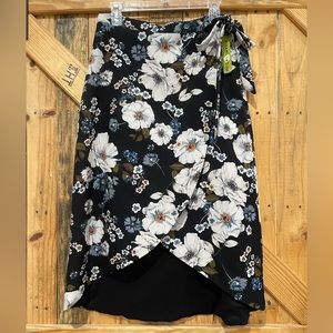 NWT Gianni Bini High Low Dark Floral Skirt 10